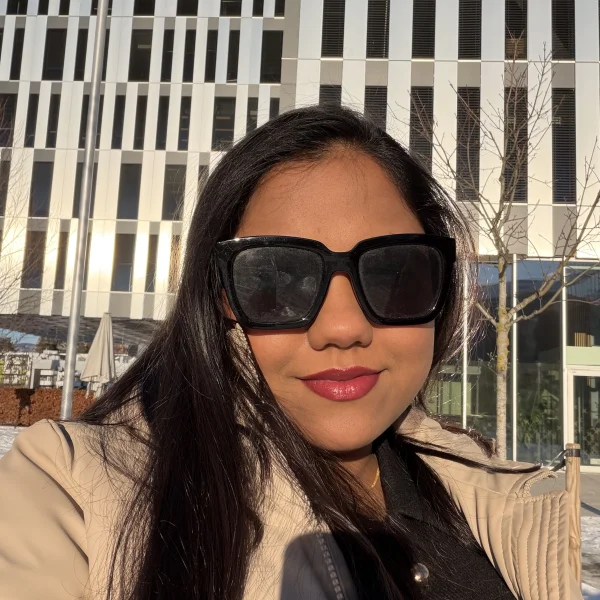 Chandrima, forelder i Bærum